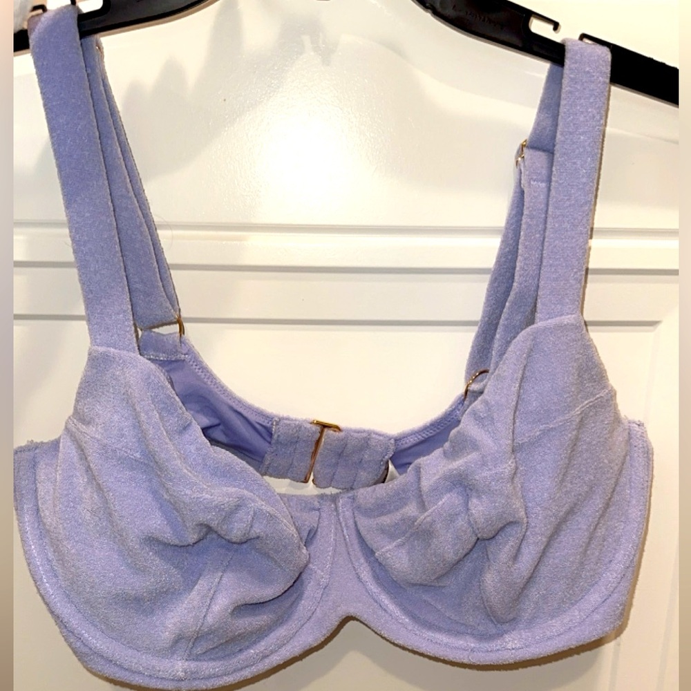 BEAUTIFUL PURPLE BRAND NEW never been worn from victoria secret.